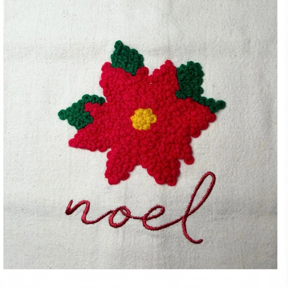 C&F Home Noel Poinsettia Flour Sack Towels Set of 2 Christmas 86171389 NWT